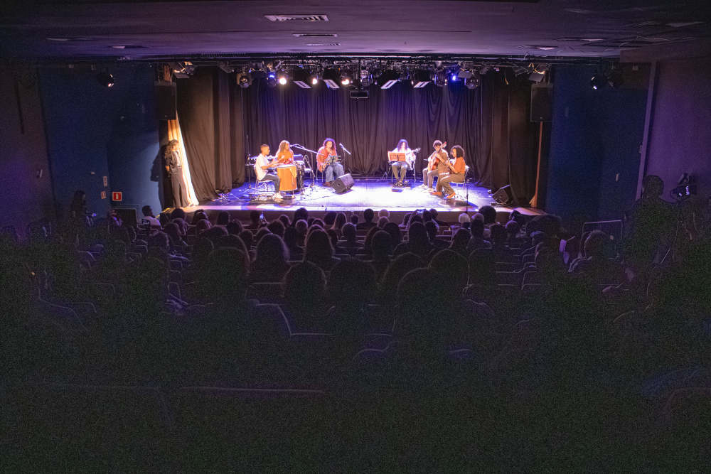 Apresentação do grupo Música na Calçada